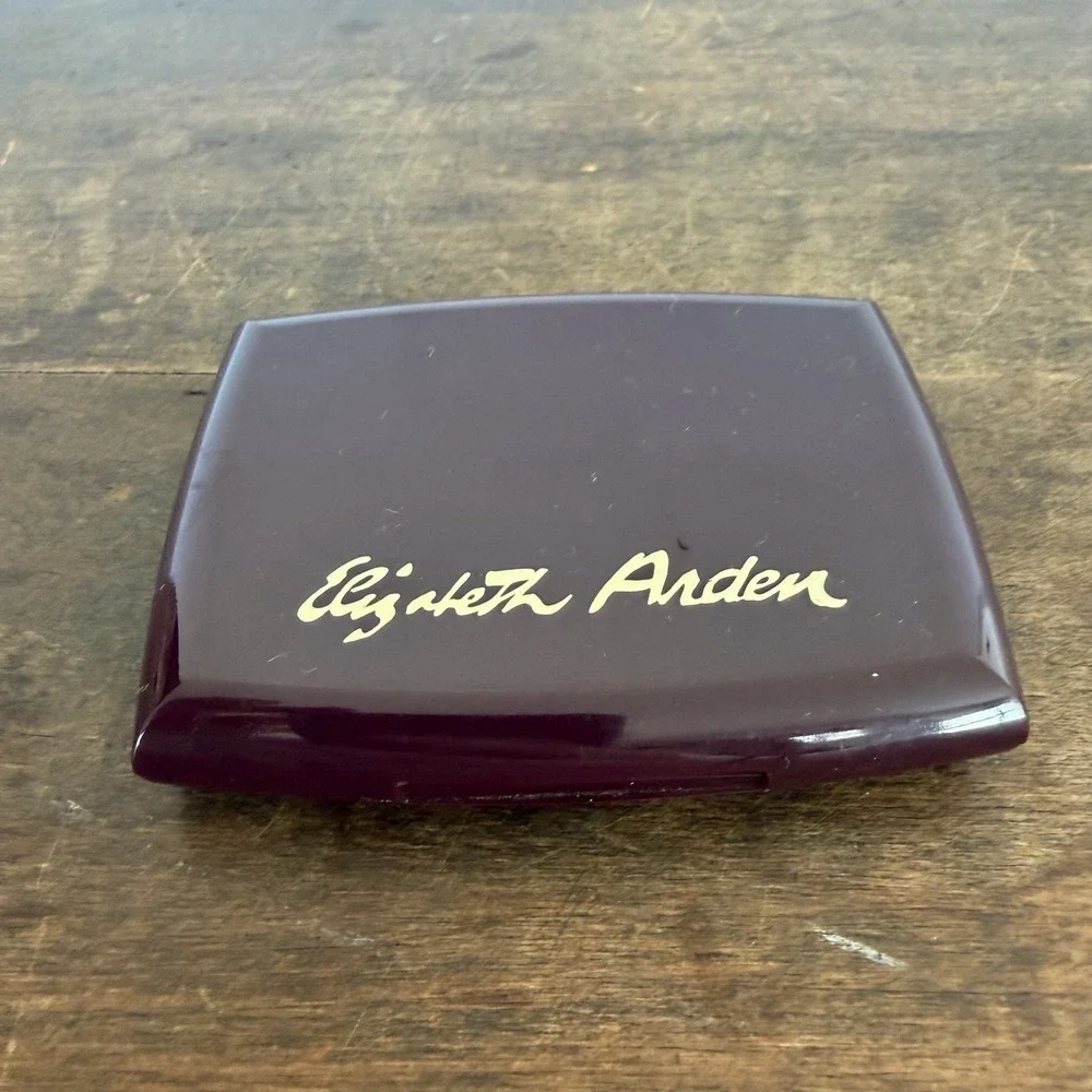 VTG Elizabeth Arden Powder Perfection For Cheeks Stormy Blush/Highlighter‎ Dual